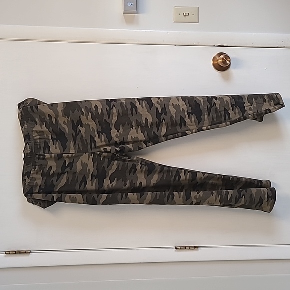Outerwear XL Camo Pajama pants - Picture 1 of 2